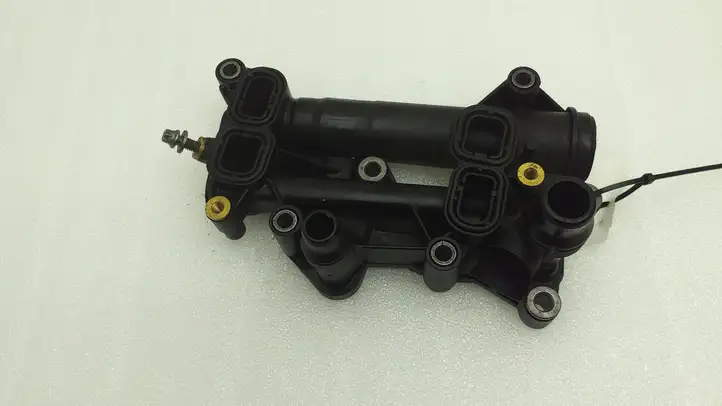 BMW 1 F20 F21 (2011 - 2019) 70379335 Кронштейн масляного фильтра — фото 3