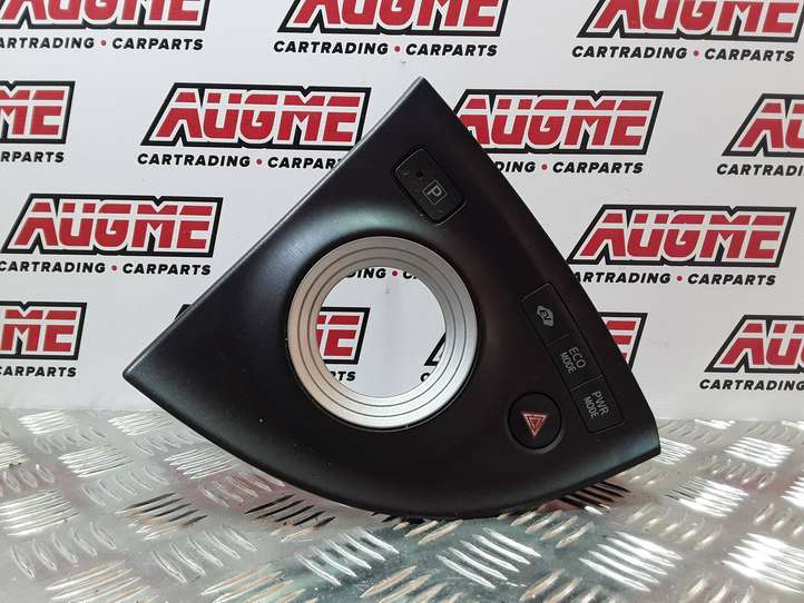 Toyota Prius (XW30) (2009 - 2015)  5520447020 Рамка рычага переключения передач