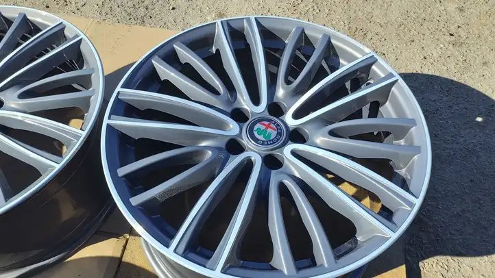 Alfa Romeo Giulia (2016 - ) 156107471 Легкосплавный колесный диск R18 — фото 2
