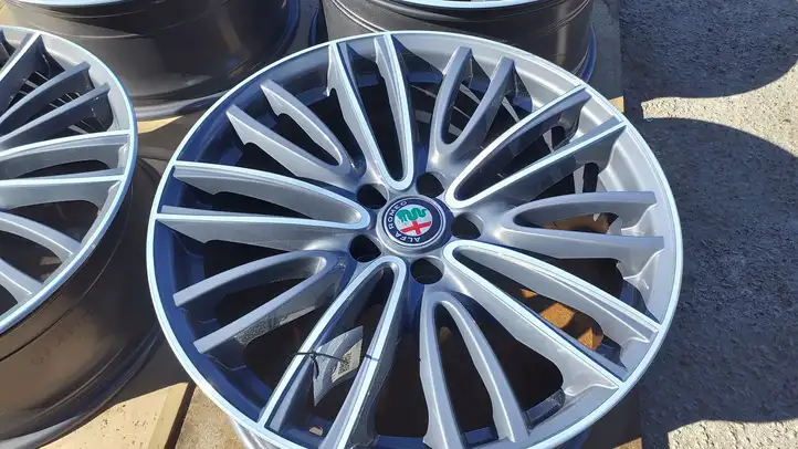Alfa Romeo Giulia (2016 - ) 156107471 Легкосплавный колесный диск R18 — фото 13