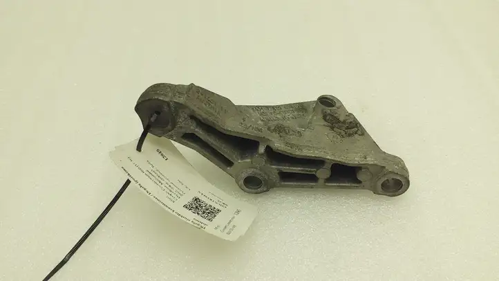 Mini Cooper Countryman R60 (2010 - 2016) 7810698 Кронштейн топливного насоса — фото 3