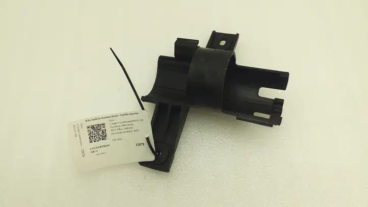 Mini Cooper Countryman R60 (2010 - 2016) 9804445 Кронштейн топливного фильтра — фото 4