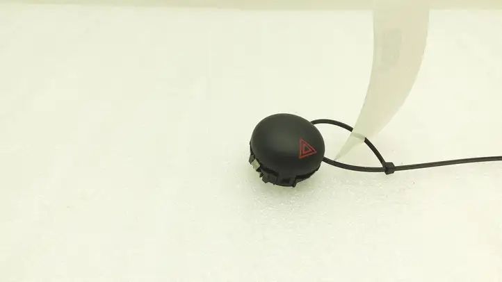 Mini Cooper Countryman R60 (2010 - 2016) 3422211 Включатель аварийных фонарей — фото 1