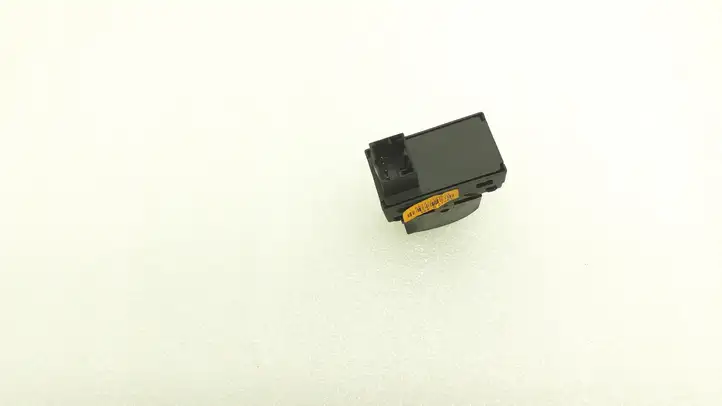 Lancia Delta (2008 - 2014) 400391970693 Кнопка стеклоподъемников — фото 2