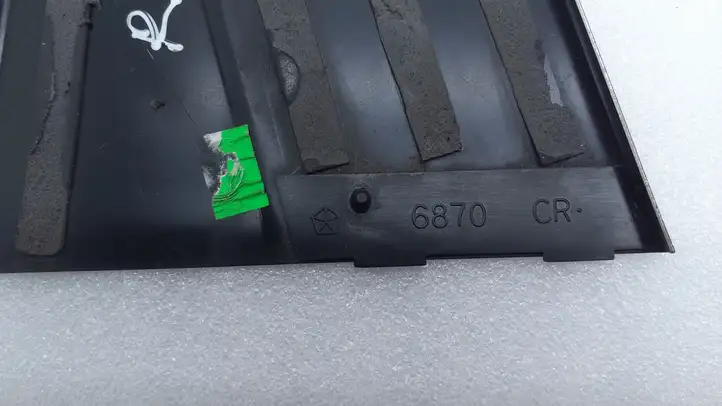 Jeep Grand Cherokee (2010 - 2021) 6870CR Накладка стекла задней двери — фото 4