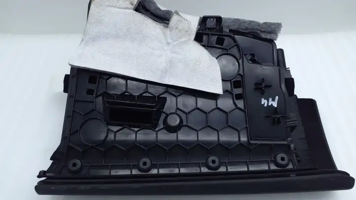 BMW 3 F30 F35 F31 (2012 - 2018) 9228283 Бардачок в сборе — фото 2
