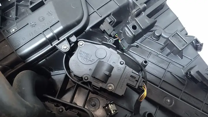 BMW 2 F45 (2014 - 2021) 9262479 Комплект системы вентиляции салона — фото 16