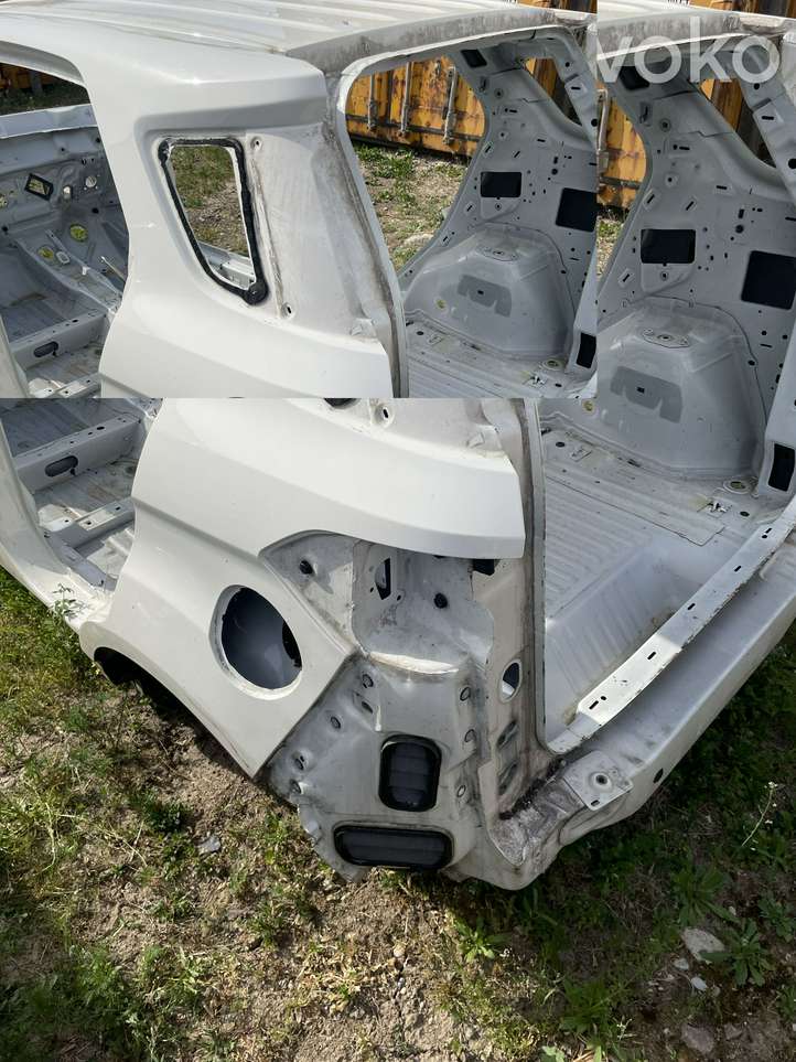 Ford EcoSport (2013 - 2018)   Задняя четверть