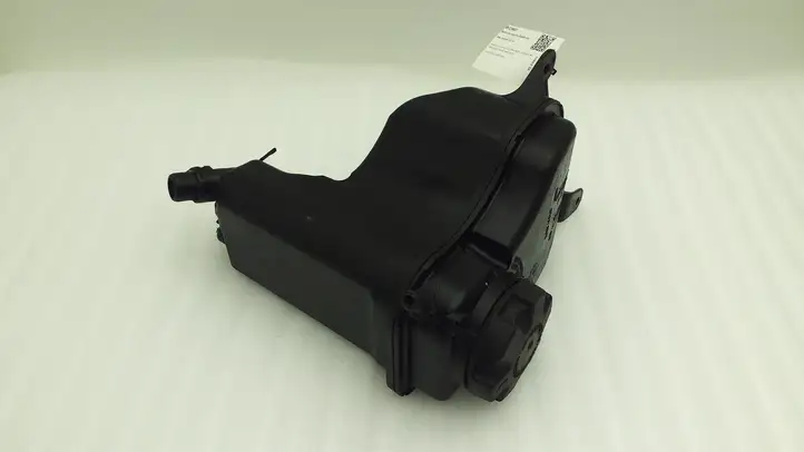 BMW 3 E92 E93 (2005 - 2014) 7543026 Расширительный бачок — фото 1