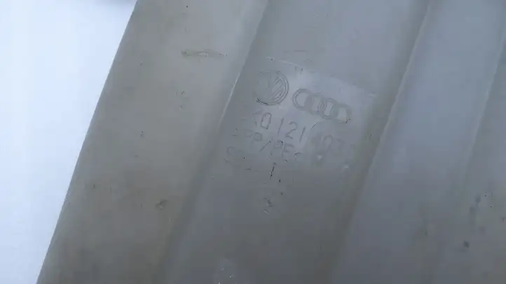 Audi A4 S4 B8 8K (2007 - 2011) 8K0121403D Расширительный бачок — фото 3