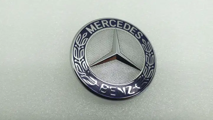 Mercedes-Benz CL C215 (2000 - 2006) 1298880116 Эмблема автомобиля — фото 1