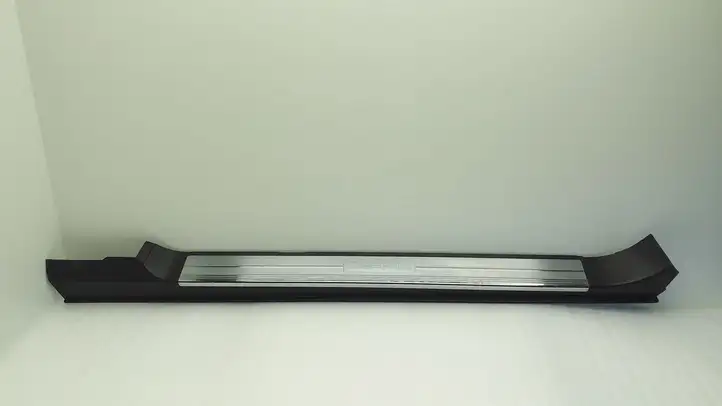 Mercedes-Benz CL C215 (2000 - 2006) A2156802335 Внутренняя отделка переднего порога — фото 1