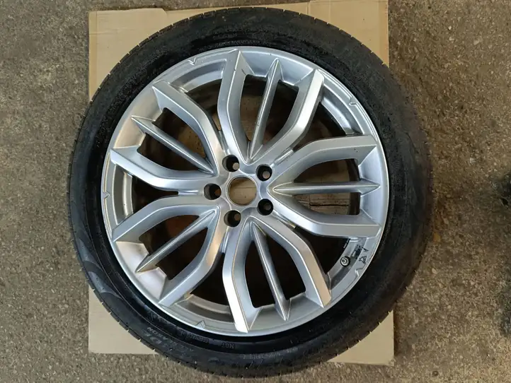 Maserati Levante (2017 - ) 670112462 Легкосплавный колесный диск R20 — фото 1