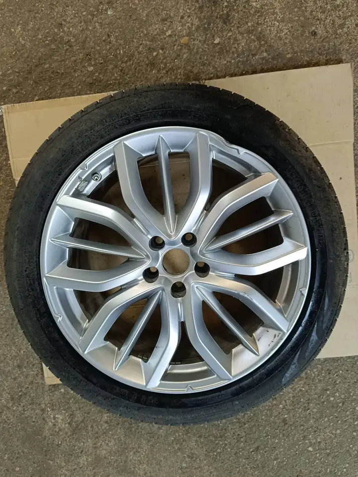 Maserati Levante (2017 - ) 670112462 Легкосплавный колесный диск R20 — фото 1