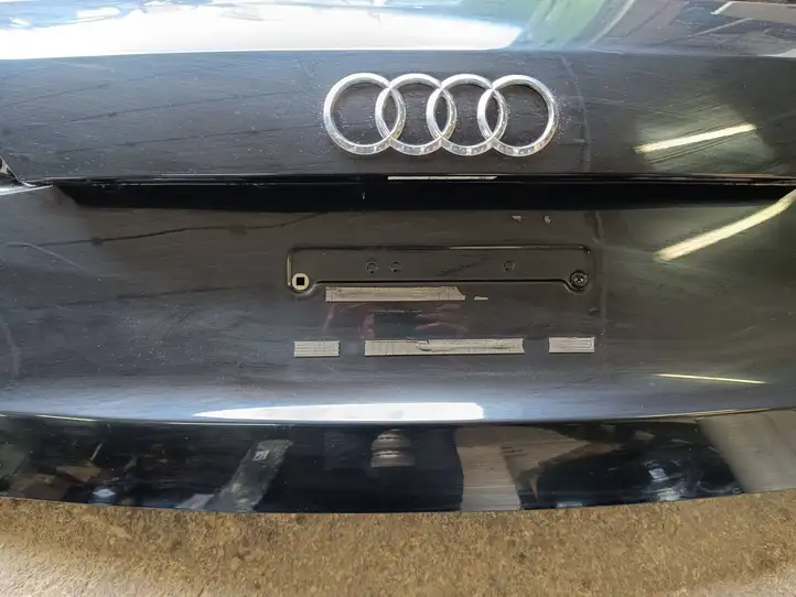 Audi Q5 SQ5 (2012 - 2017) Крышка багажника — фото 4