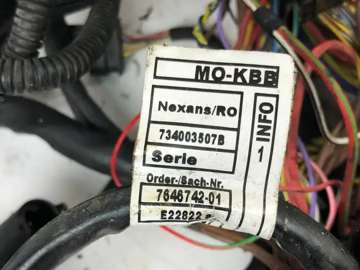 BMW X6 E71 (2008 - 2014) 7619596 Прочая электропроводка — фото 3