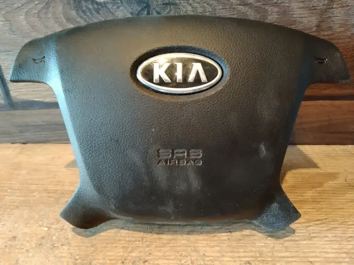 Kia Magentis (2006 - 2008) Подушка безопасности руля — фото 1