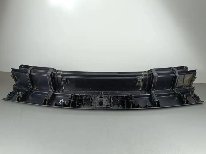 Honda CR-V (2022 - ) 846413B4H0 Отделка порога багажника — фото 7