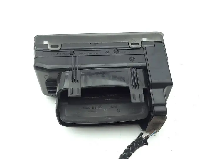 Volkswagen Bora (1998 - 2005) 1j1819710b Боковой воздушный дефлектор — фото 6