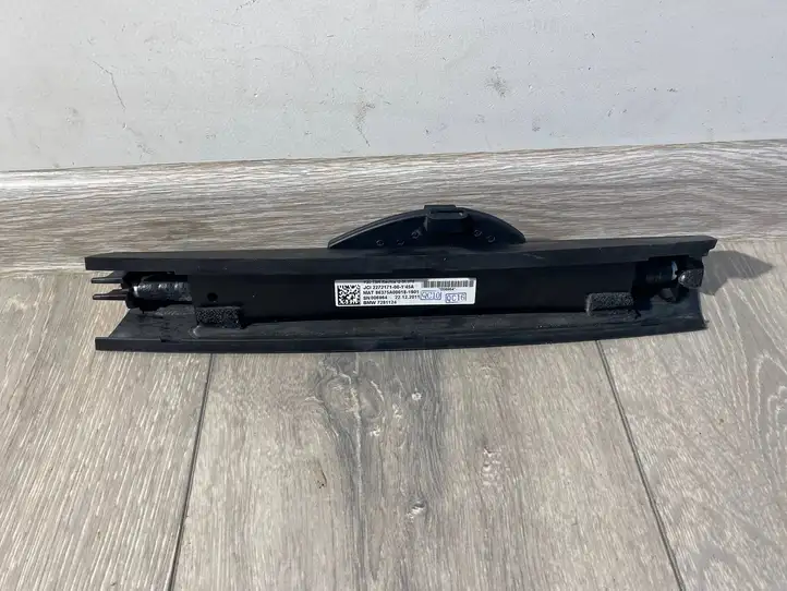 BMW 3 F30 F35 F31 (2012 - 2018) 7281124 Солнцезащитная шторка заднего бокового окна — фото 2