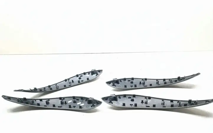 BMW 3 GT F34 (2013 - 2017)   Ручка для закрытия / отделка