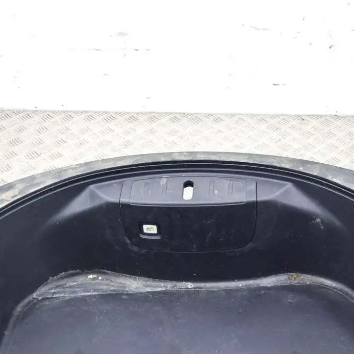 Tesla Model 3 (2017 - 2023) 109585800D Другая часть кузова — фото 8