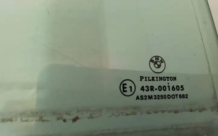 BMW 7 E65 E66 (2001 - 2008) 43R001605 Стекло задней двери — фото 2