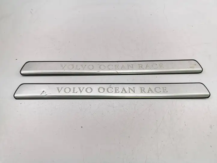 Volvo XC90 (2006 - 2014) 30660964 Отделка заднего порога — фото 1