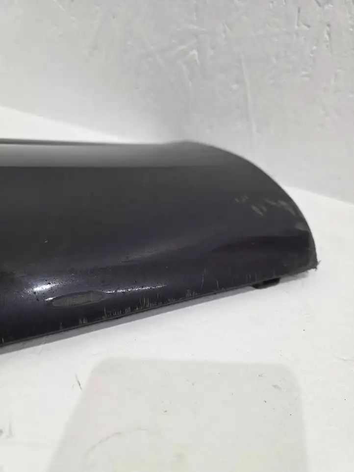 Bentley Bentayga (2015 - )  36A853072 Отделка (молдинг) передней двери