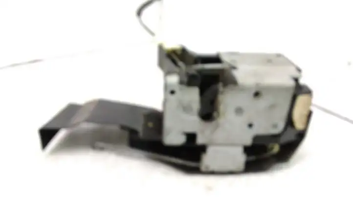 Ford Maverick (2004 - 2007)  5L8478219A65DGCJA Замок передней двери