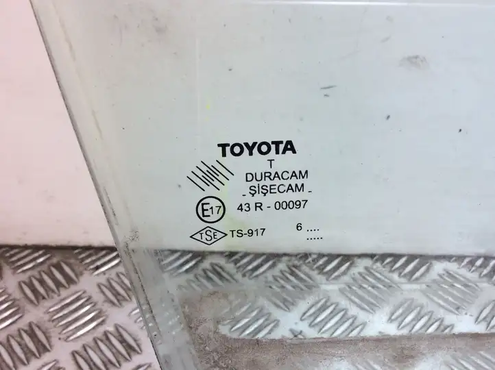 Toyota Corolla Verso AR10 (2004 - 2009) 43R00097 Стекло передней двери — фото 2