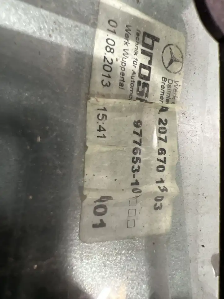 Mercedes-Benz E C207 W207 (2009 - 2017) A2076701303 Стекло задней двери — фото 3