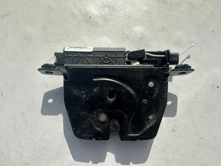 BMW 6 F12 F13 (2010 - 2018) 4825342 Замок крышки багажника — фото 1