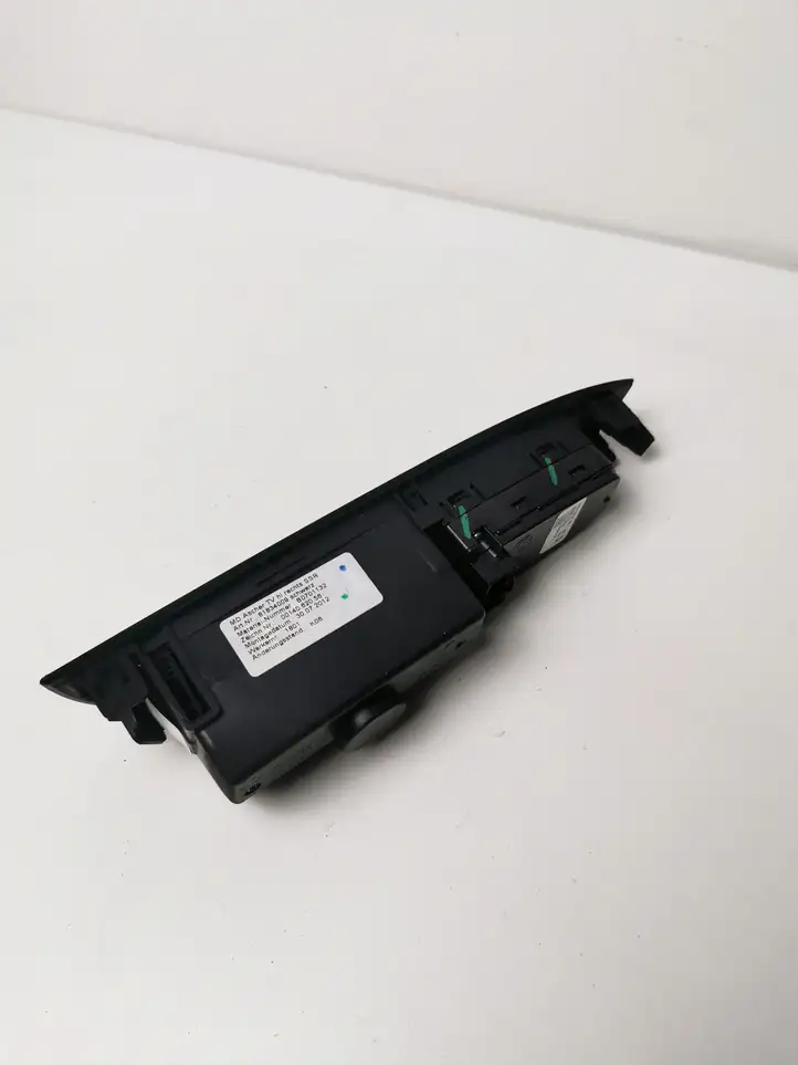 BMW 7 F01 (2008 - 2016) 9204862 Блок кнопок стеклоподъемников — фото 2