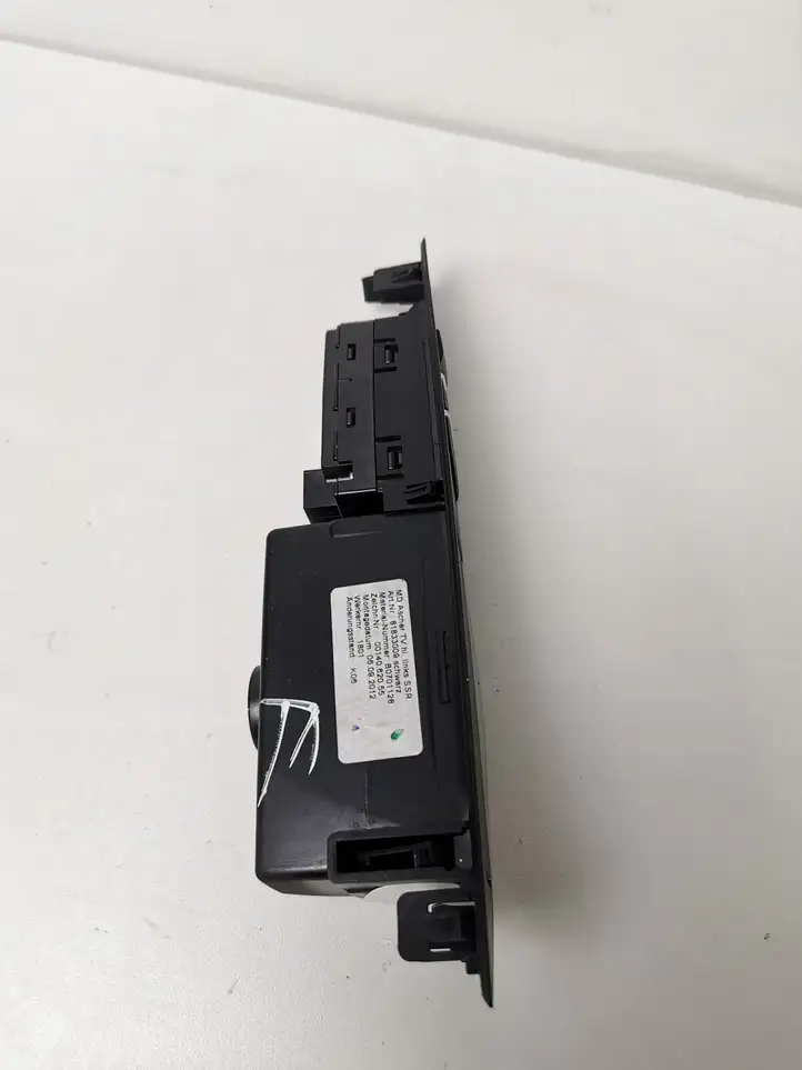 BMW 7 F01 (2008 - 2016) 9204862 Блок кнопок стеклоподъемников — фото 4
