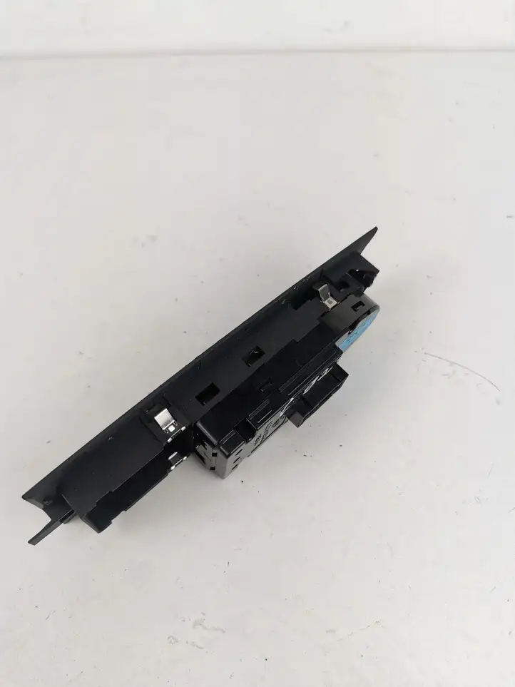 BMW 3 E92 E93 (2005 - 2014) 9155510 Кнопка стеклоподъемников — фото 2