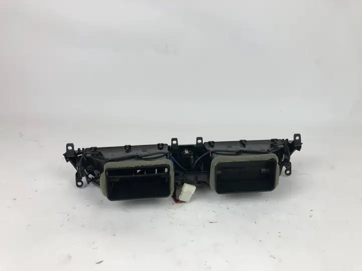 BMW X5 F15 (2013 - 2017) 9252648 Центральный воздушный дефлектор — фото 4