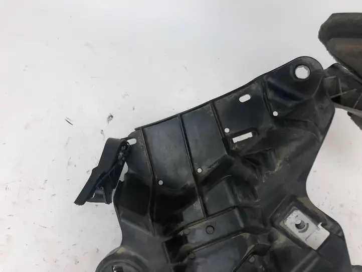 BMW X5 F15 (2013 - 2017) 7294543 Кронштейн переднего подкрылка — фото 10