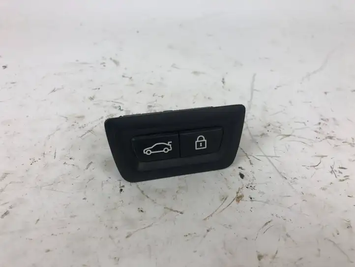 BMW X5 F15 (2013 - 2017) 9162645 Кнопка закрытия багажника — фото 1