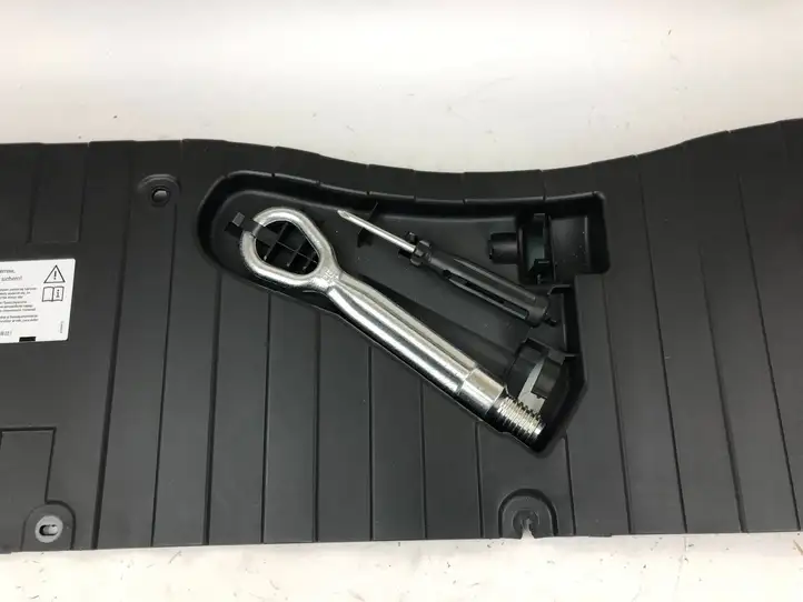 BMW X5 F15 (2013 - 2017) 7316453 Боковая обшивка багажника — фото 8