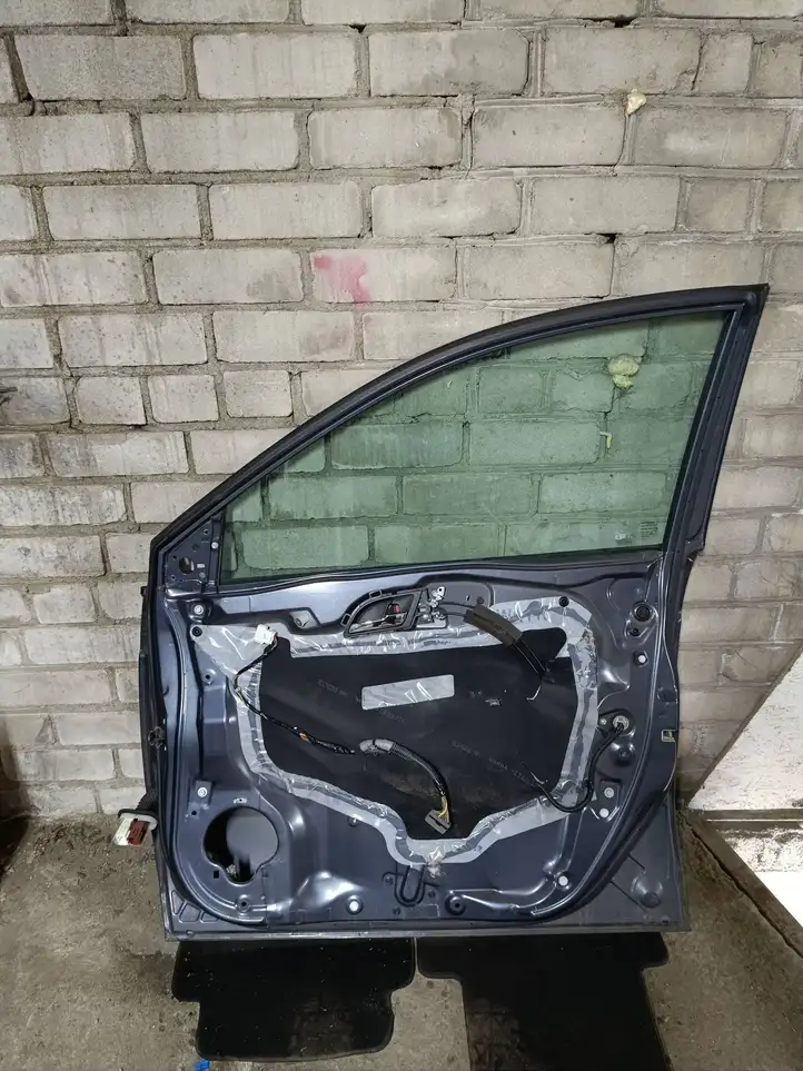 Honda CR-V (2006 - 2009) Дверь — фото 3