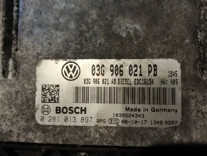 Volkswagen PASSAT B6 (2005 - 2010) Блок управления двигателем (ЭБУ) — фото 3