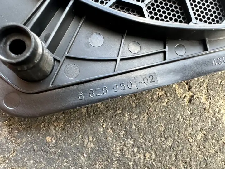 BMW X3 G01 (2018 - 2024) 6826950 Решетка сабвуфера — фото 3