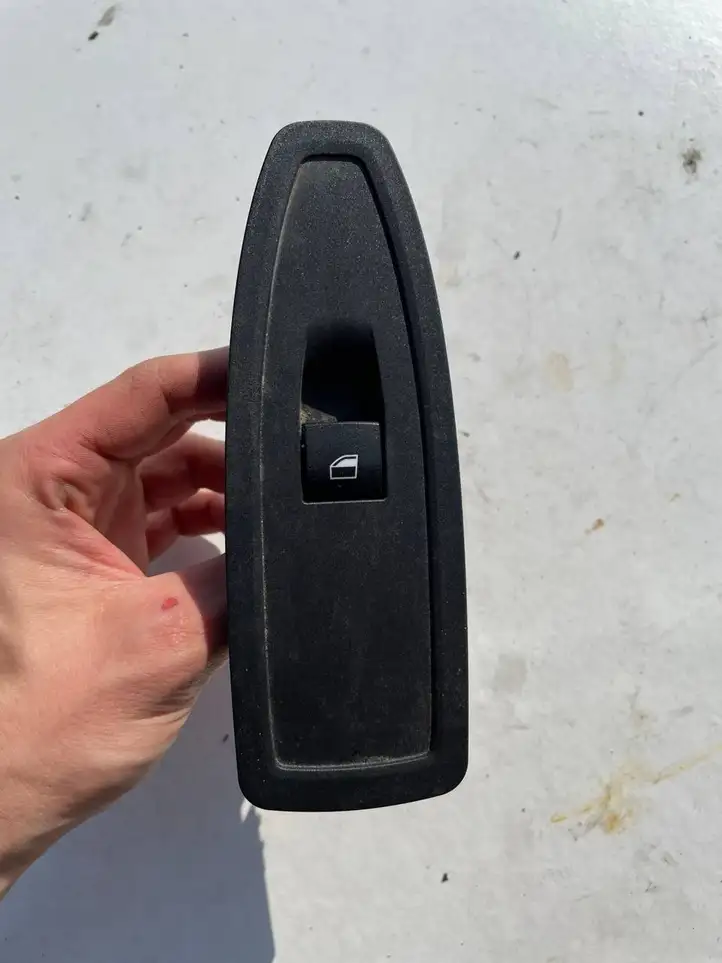 BMW 2 F45 (2014 - 2021) 9208107 Блок кнопок стеклоподъемников — фото 1