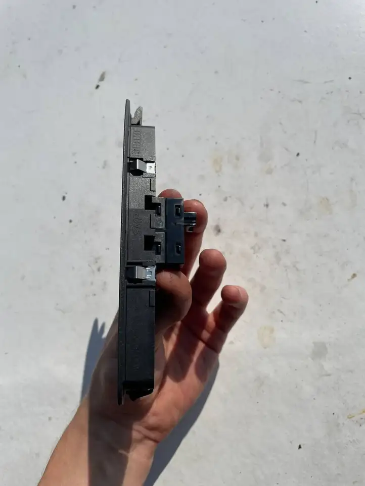BMW 2 F45 (2014 - 2021) 9208107 Блок кнопок стеклоподъемников — фото 3