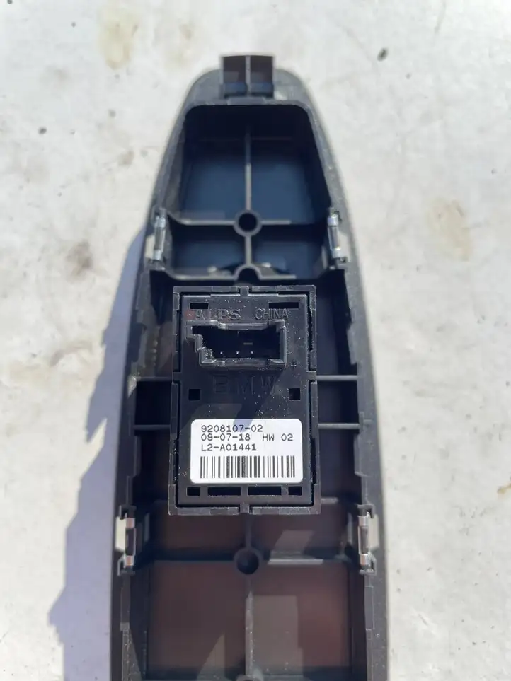 BMW 2 F45 (2014 - 2021) 9208107 Блок кнопок стеклоподъемников — фото 5
