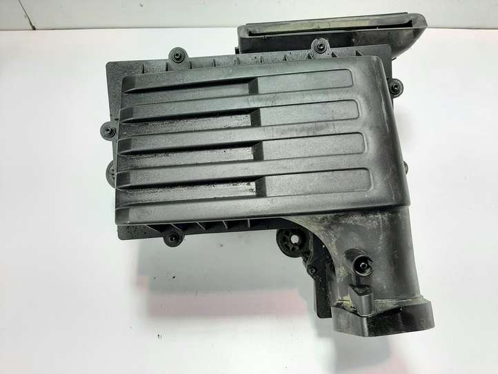 Volkswagen Golf VII (2013 - 2019)  5Q0129607AE Воздушный фильтр