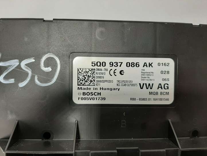Volkswagen Golf VII (2013 - 2019)  5Q0937086AK Модуль кузова