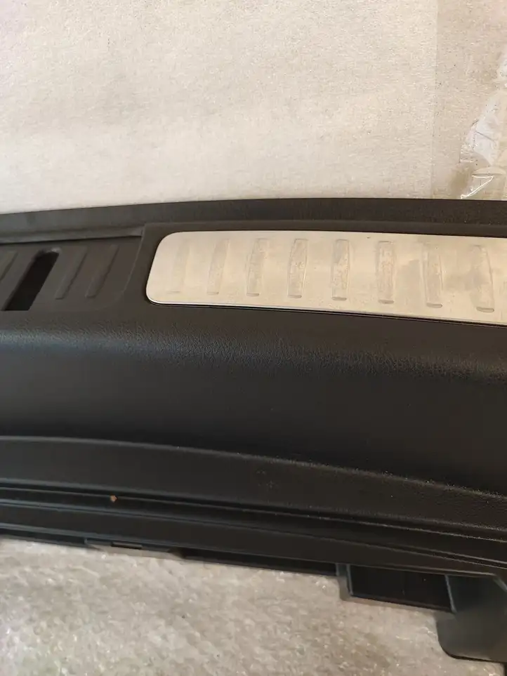 Porsche Macan (95B) (2014 - 2018) 95B864483J Отделка порога багажника — фото 8