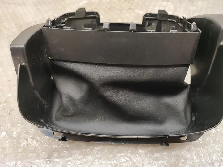Mercedes-Benz E W238 (2017 - ) A213687302 Обшивка рулевой колонки — фото 6